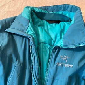 Arc’teryx Atom Jacket Vintage Teal Color Like New Size S
